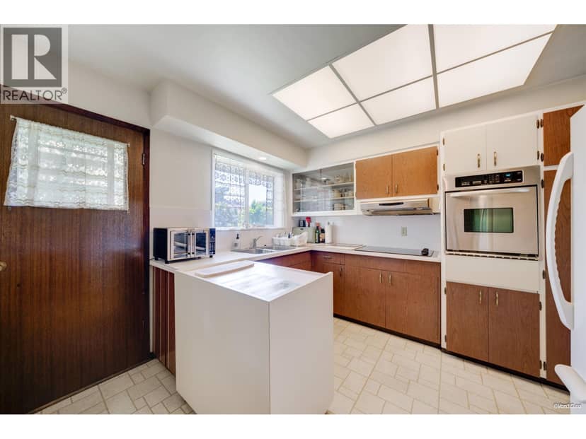 8140 SPIRES ROAD, Richmond, photo 6