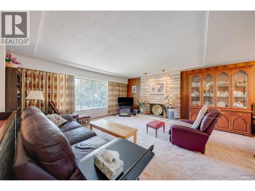 8140 SPIRES ROAD, Richmond, photo 2