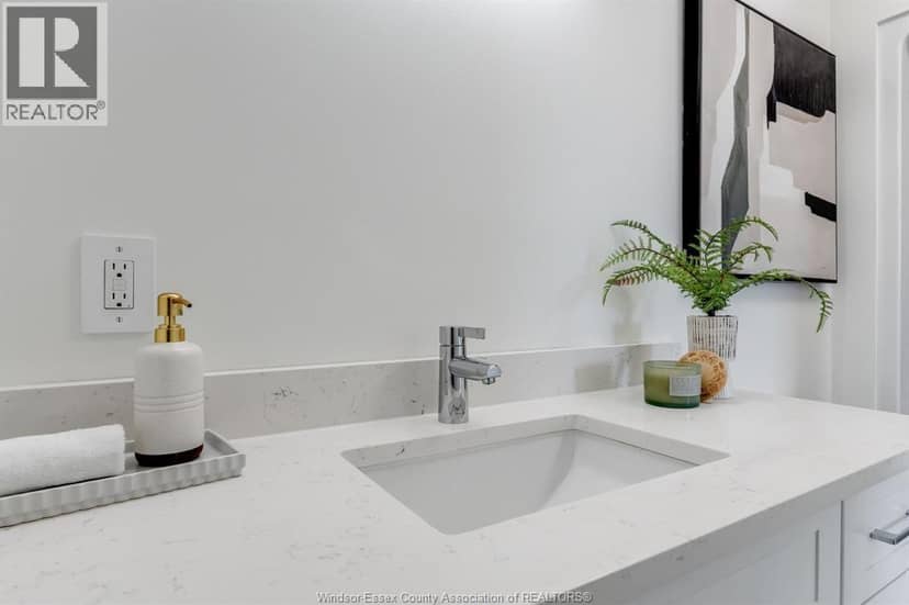 26 Hawthorne CRESCENT — photo 17 of 40