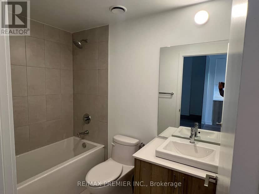 903 - 1195 The Queensway — photo 18 of 22