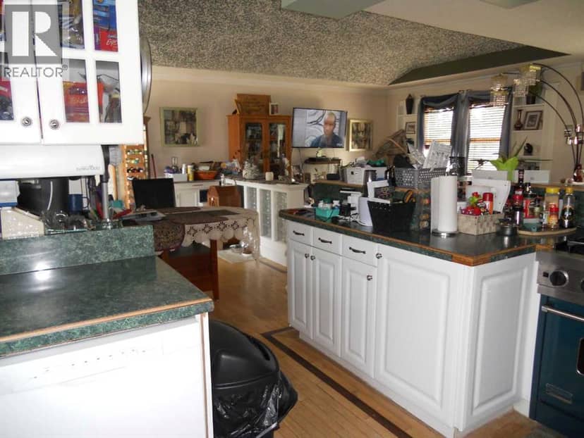 710 3 Avenue, Fox Creek, photo 5