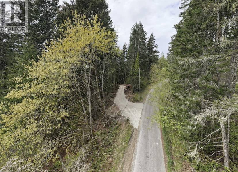 2 CHURCHILL ROAD, Salt Spring, photo 3
