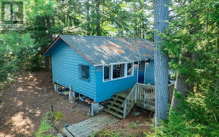 431 Healey Lake Water, The Archipelago