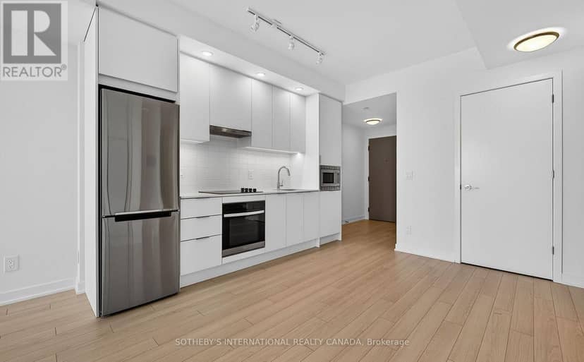1005 - 3079 Trafalgar Road — photo 10 of 30