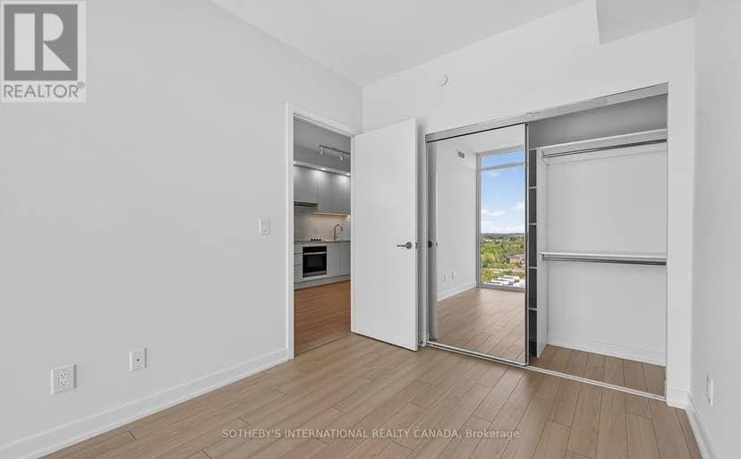1005 - 3079 Trafalgar Road — photo 14 of 30