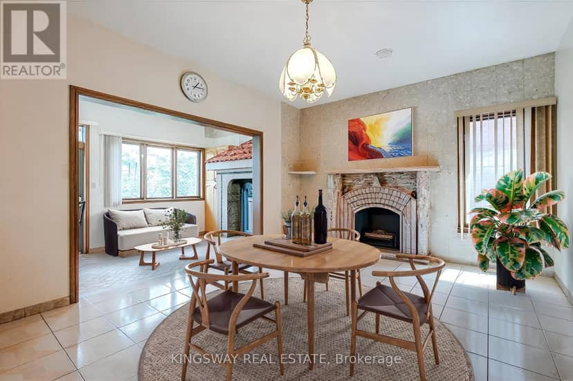 27 Mulholland Avenue — photo 7 of 28