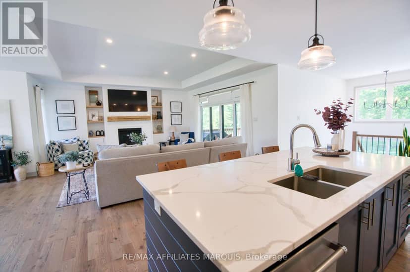 27 Diane Drive — photo 18 of 40