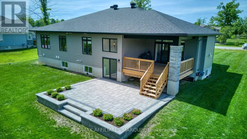 27 Diane Drive — photo 36 of 40