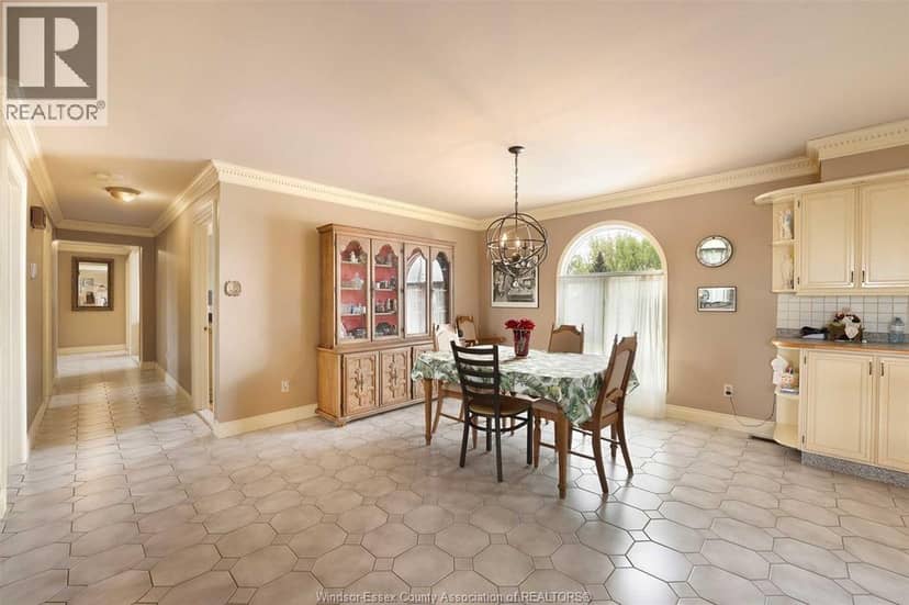 9553 Malden Road — photo 11 of 40