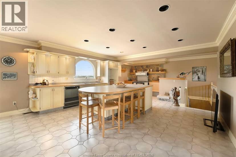 9553 Malden Road — photo 14 of 40