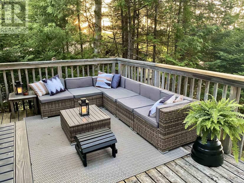 1012 Coulson Lane — photo 32 of 40
