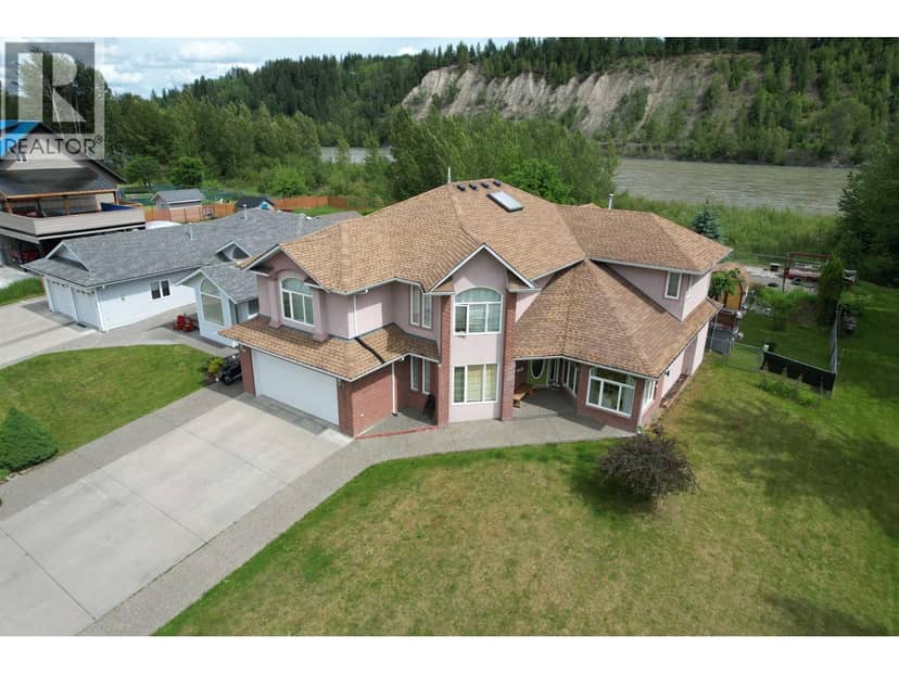 894 ROLPH STREET, Quesnel