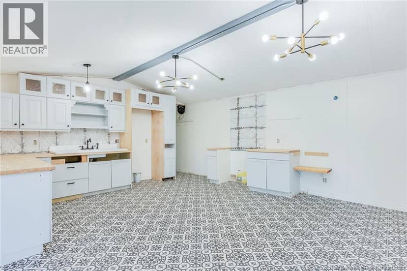 3276 Red Head Road — photo 3 of 40