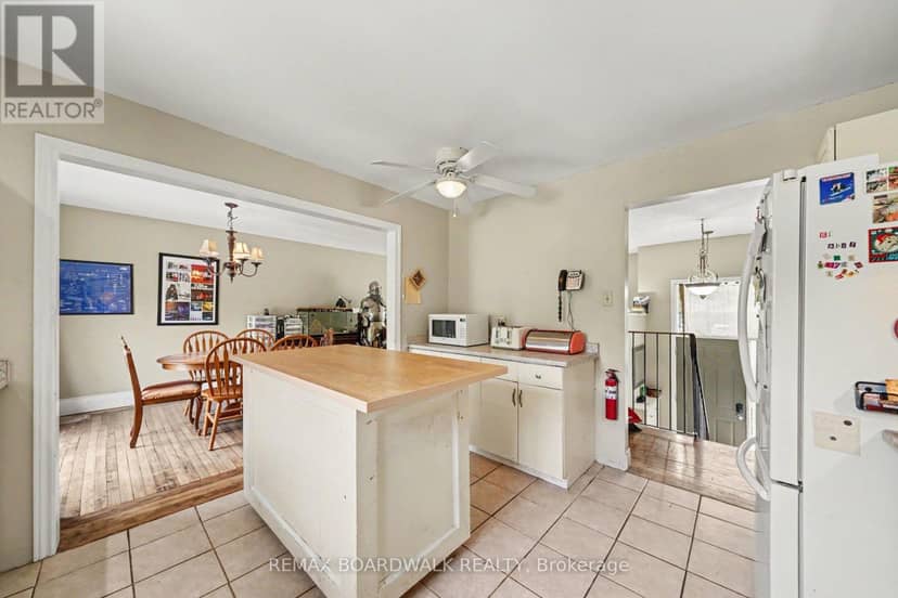 3399 Regburn Drive — photo 13 of 32
