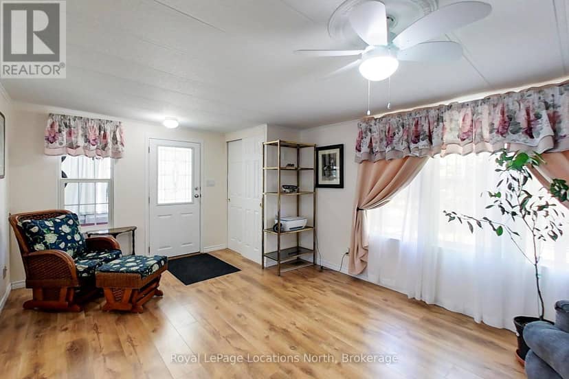 55 Topaz Street — photo 7 of 34