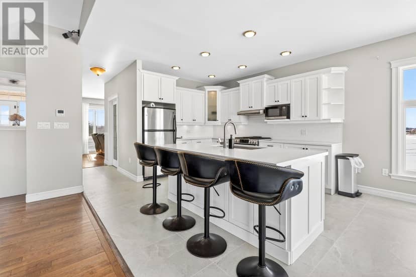 749 CITY VIEW Drive — photo 19 of 40