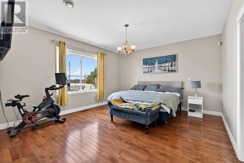 749 CITY VIEW Drive — photo 33 of 40