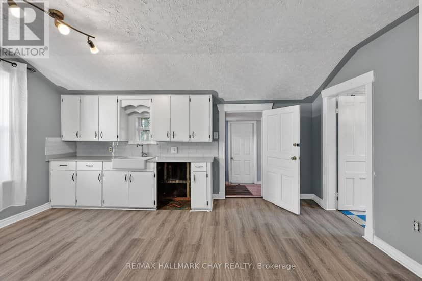 23 Maria Street — photo 7 of 18