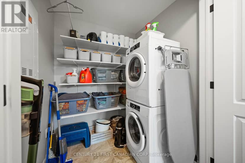104 - 263 Butler Street — photo 28 of 28