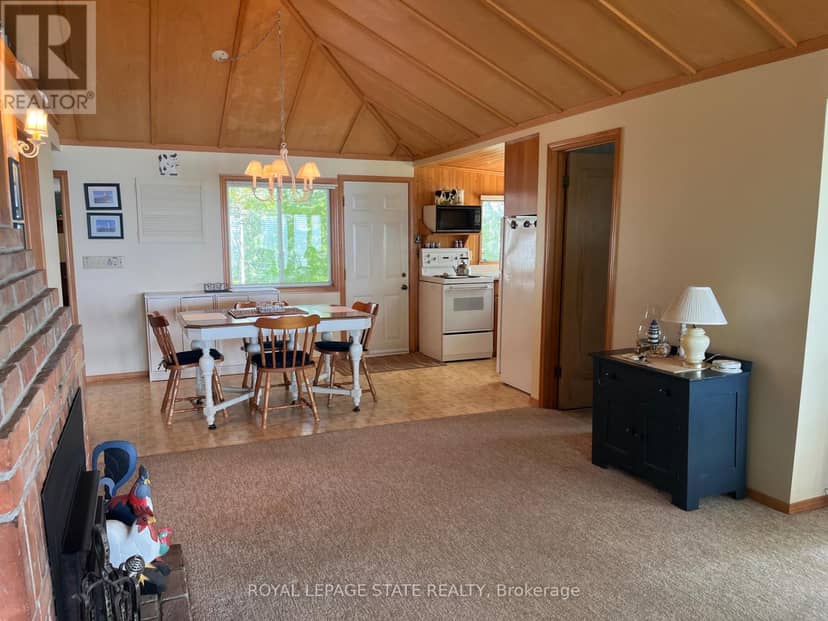 689 Sandy Bay Road — photo 31 of 40