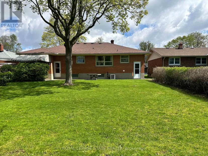 130 Gardiner Avenue E — photo 36 of 39