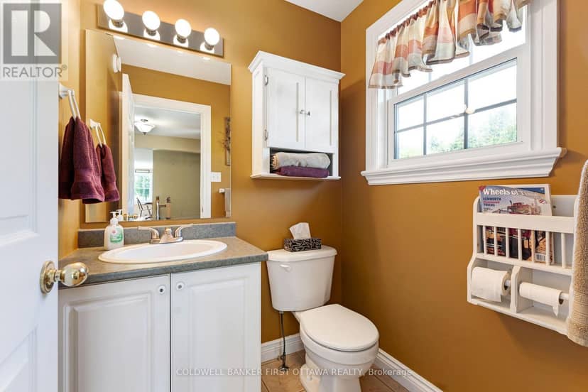 6443 Martin Street N — photo 16 of 40