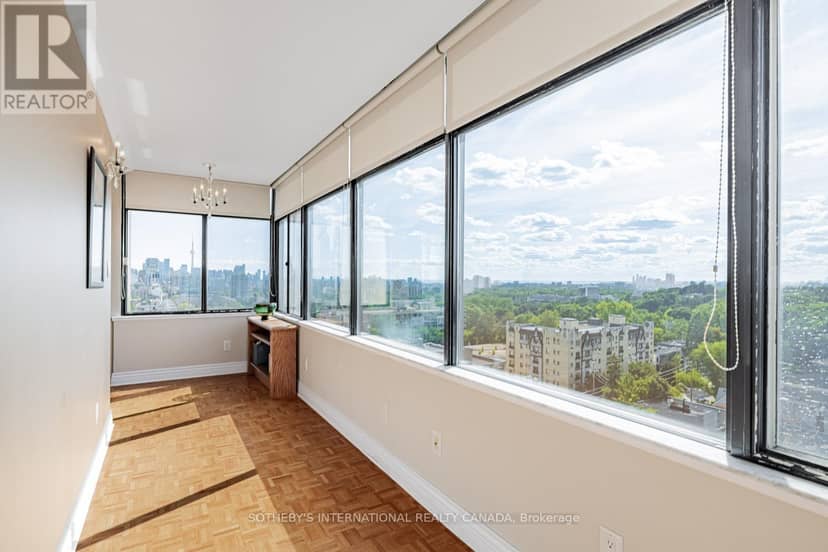 13 - 423 Avenue Road — photo 18 of 28