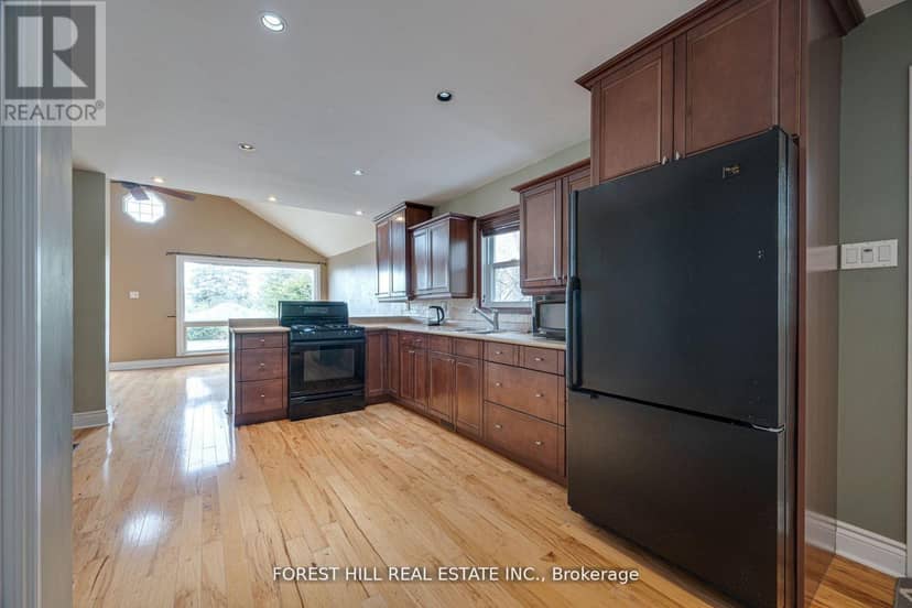 40 Connor Drive — photo 18 of 32