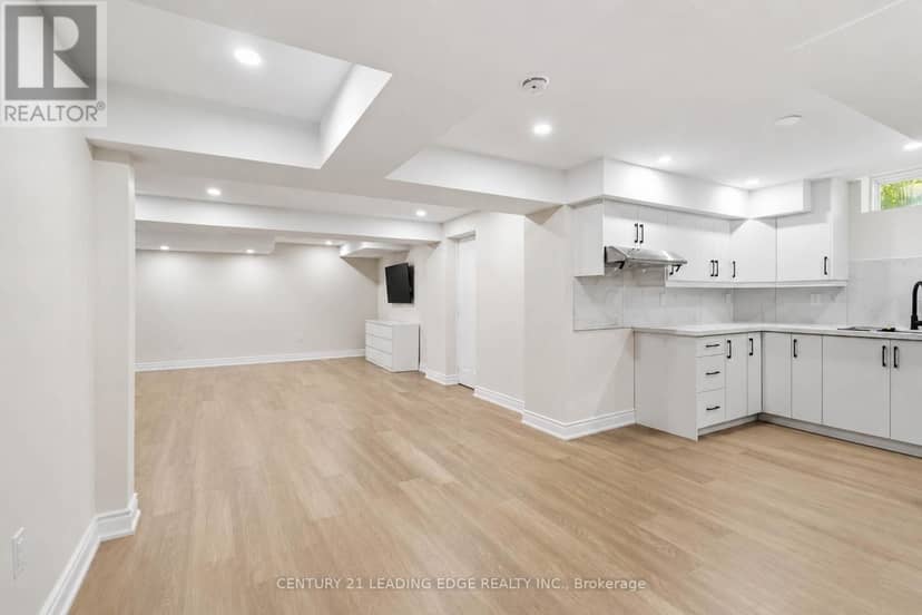 26 Huntspoint Drive — photo 30 of 40