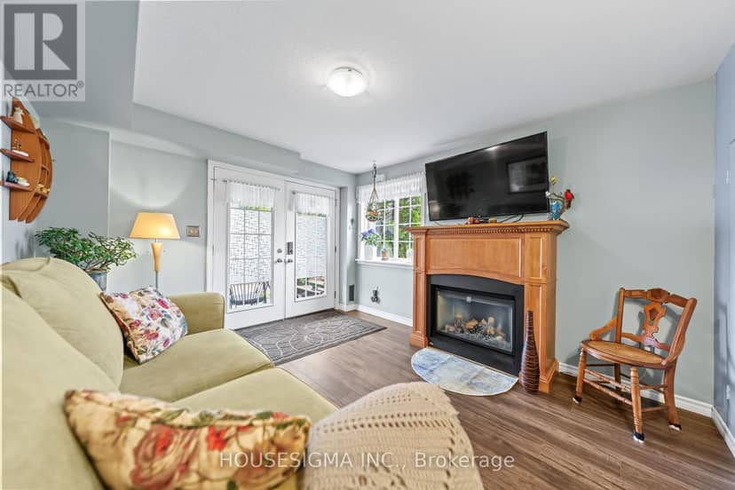 124 - 35 Mountford Drive — photo 6 of 40