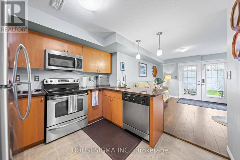 124 - 35 Mountford Drive — photo 14 of 40