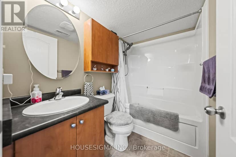 124 - 35 Mountford Drive — photo 29 of 40