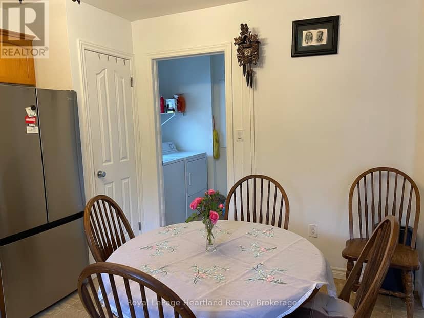 14 Garden Road — photo 17 of 37