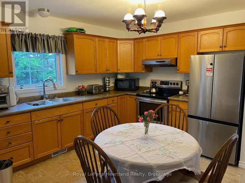 14 Garden Road — photo 14 of 37