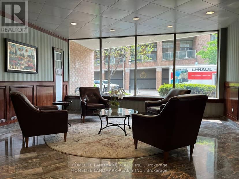 1401 - 1055 Bay Street — photo 2 of 20