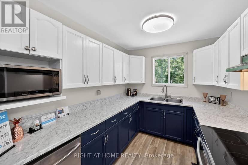 2792 Stephen Drive — photo 10 of 36