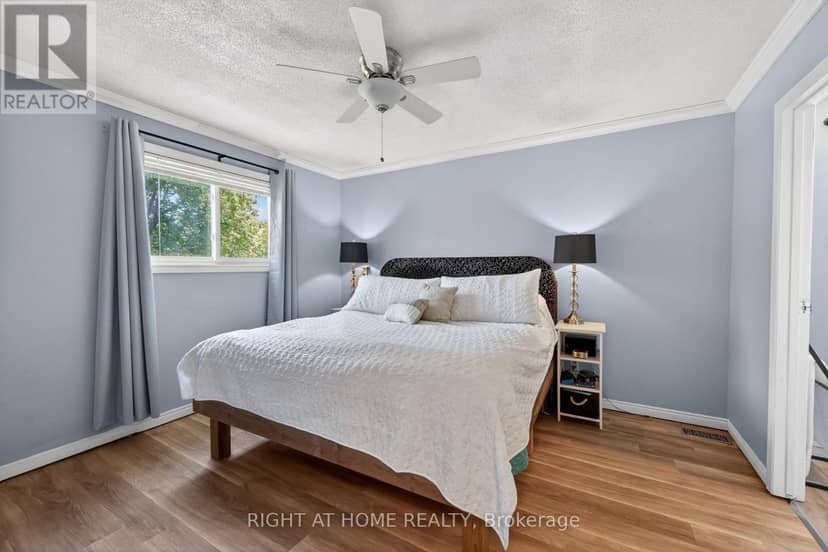 2792 Stephen Drive — photo 13 of 36