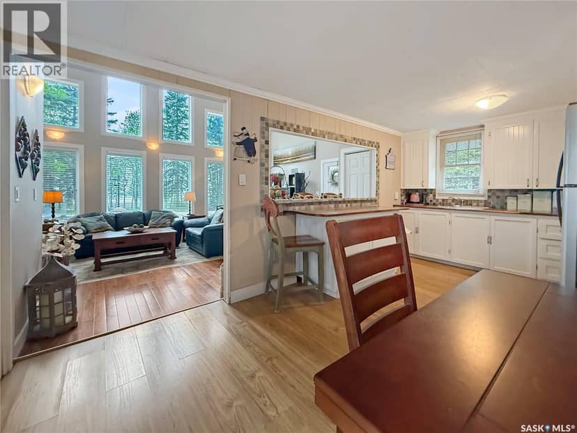 110 Lakeshore DRIVE — photo 18 of 40
