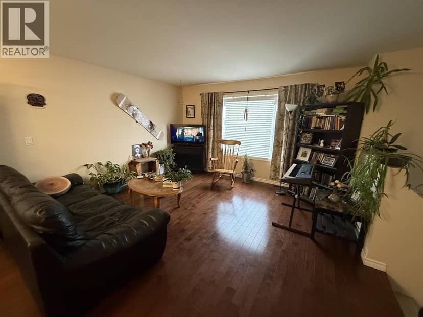 8316 86 AVENUE, Fort St. John, photo 3