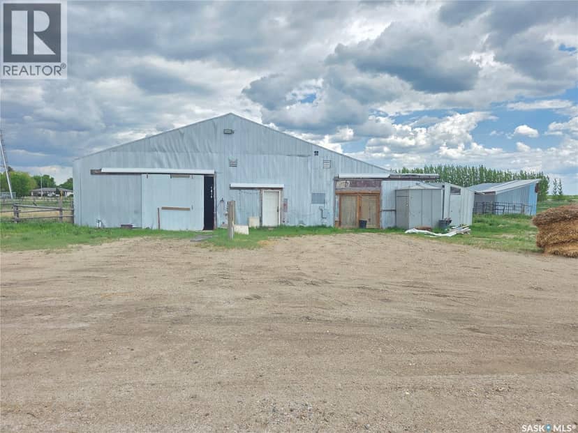 Mckennitt Land & buildings — photo 17 of 36