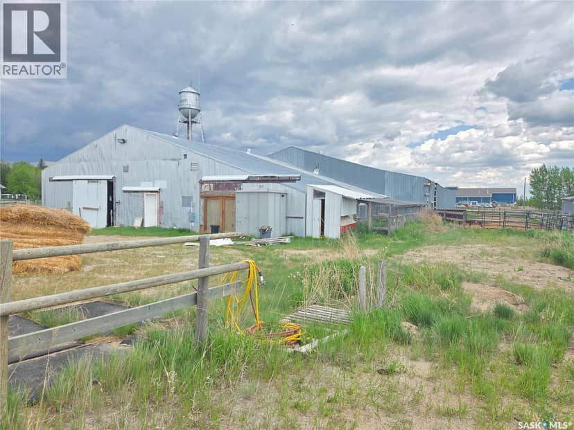 Mckennitt Land & buildings — photo 14 of 36