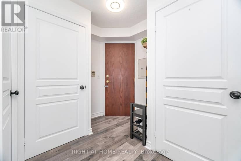 1211 - 2545 Erin Centre Boulevard — photo 40 of 40