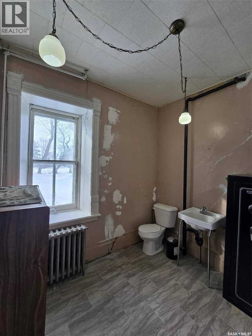 934 Main Street — photo 19 of 40