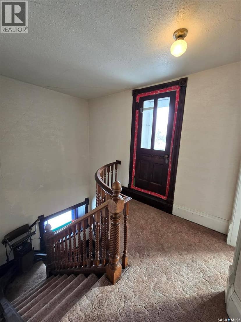 934 Main Street — photo 25 of 40