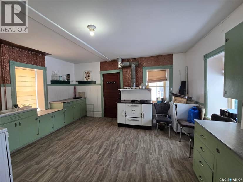 934 Main Street — photo 14 of 40