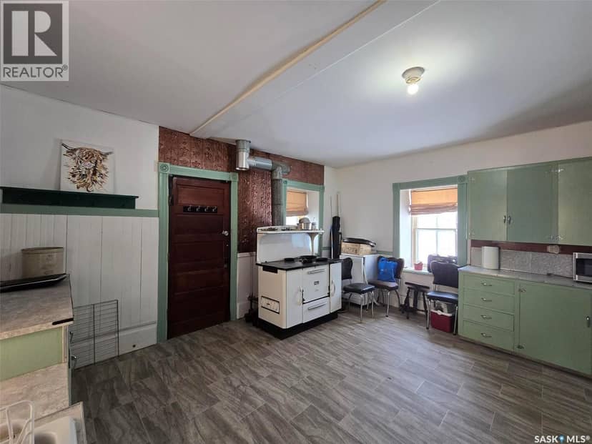 934 Main Street — photo 16 of 40