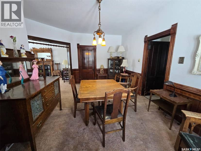 934 Main Street, Broadview, photo 4
