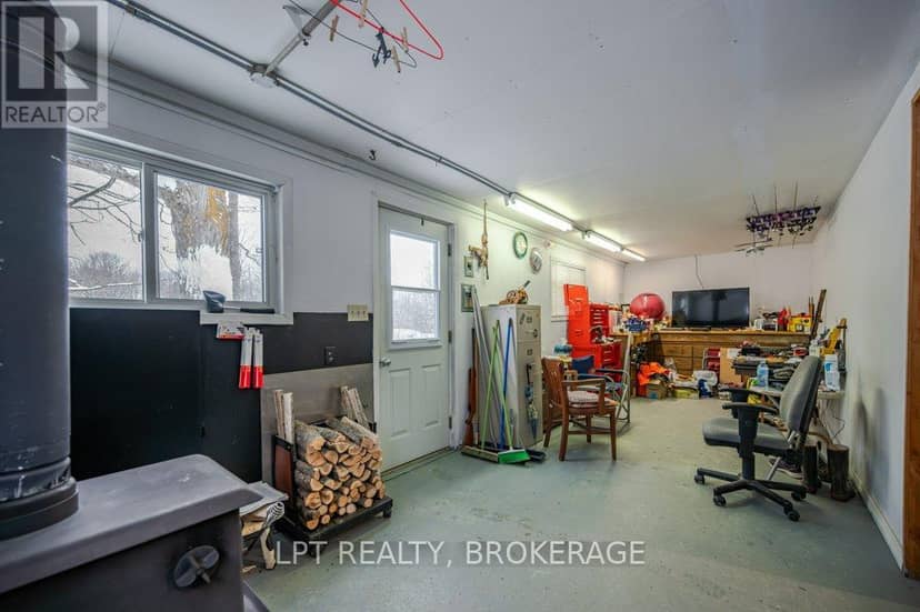 1023 Moon Road — photo 31 of 40