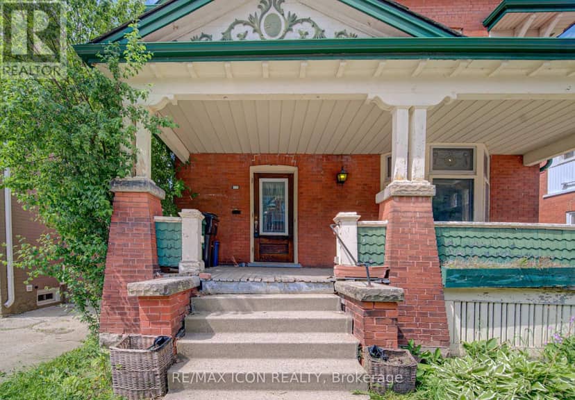 59 Irvin Street — photo 4 of 40