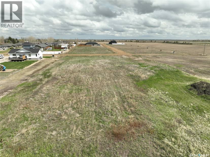 1.19 Acre Lot Railway AVENUE, Bethune, photo 2